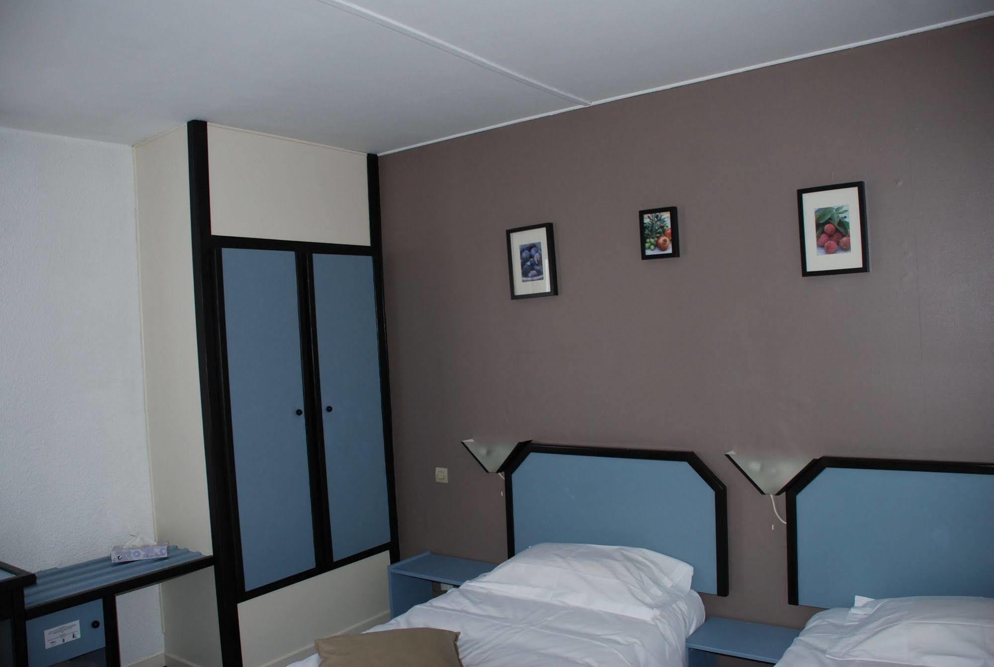 Hotel Atlantide Biscarrosse Exterior photo